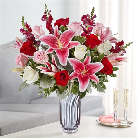 1 800 flower - Our fresh market bouquets of showy, colorful blooms are created with a selection of splendid varieties that are simply beautiful and perfect for any occasion!